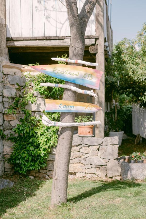 Pavi Apartments Romantic Stone House K13 Kornić Εξωτερικό φωτογραφία