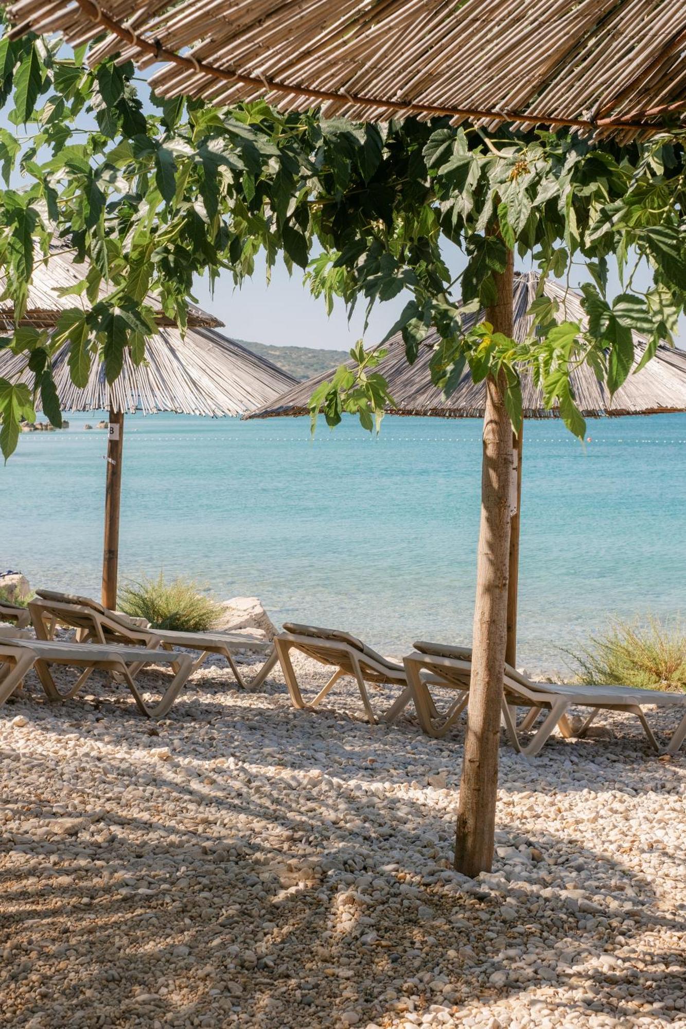 Pavi Apartments Romantic Stone House K13 Kornić Εξωτερικό φωτογραφία