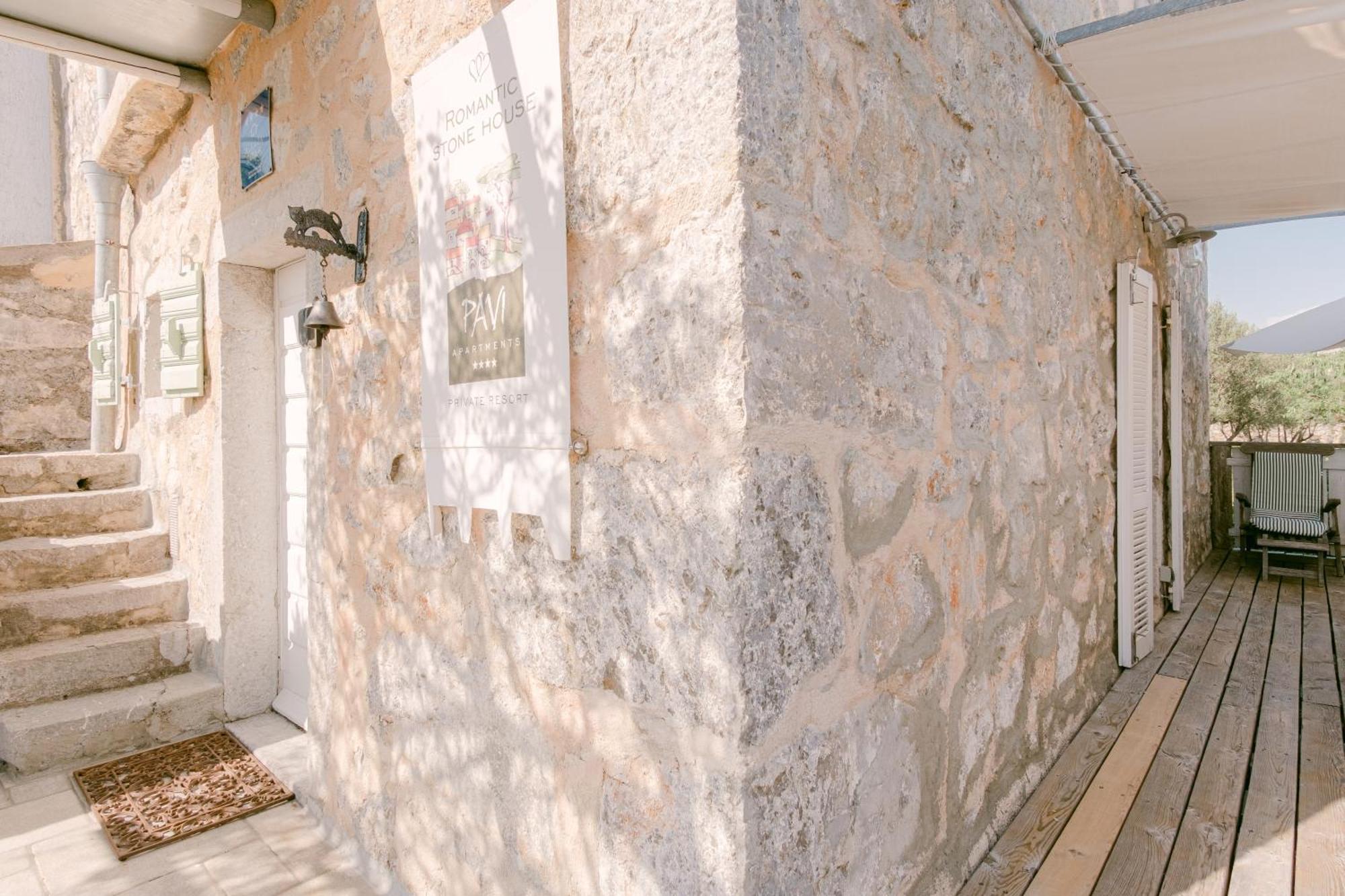 Pavi Apartments Romantic Stone House K13 Kornić Εξωτερικό φωτογραφία