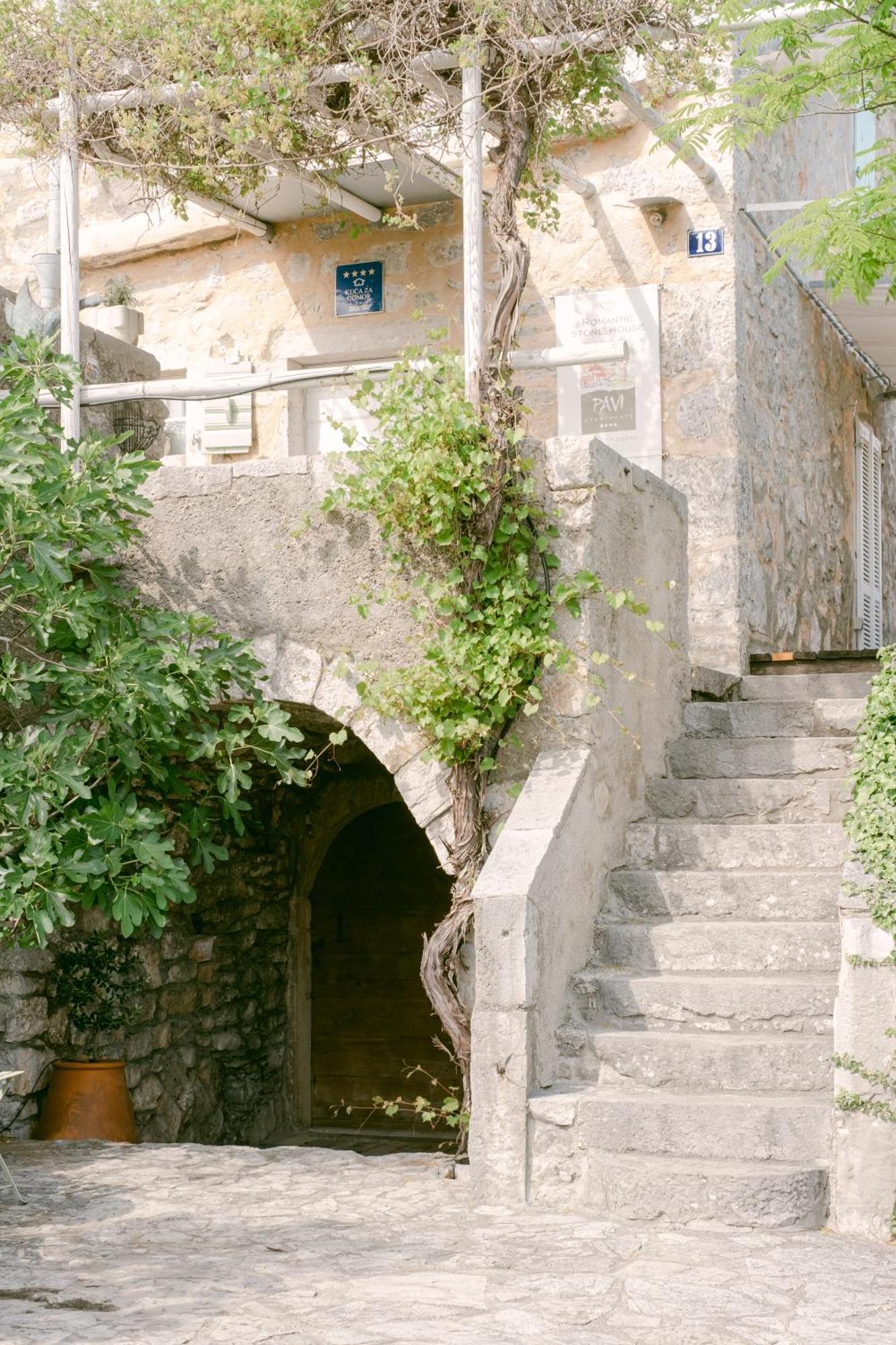 Pavi Apartments Romantic Stone House K13 Kornić Εξωτερικό φωτογραφία
